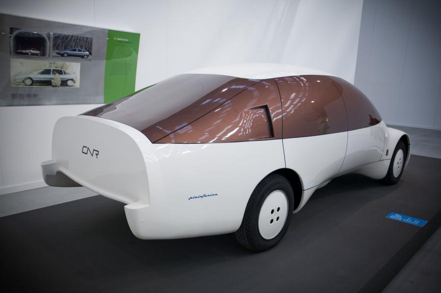  Pininfarina CNR 1978 года  (фото 6 из 10)